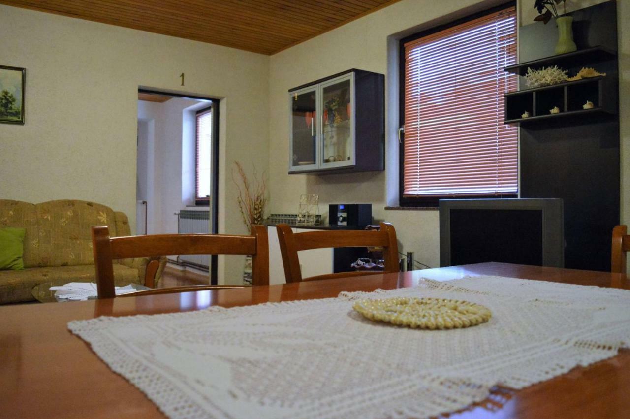 Apartment Racing Beli Manastir Luaran gambar