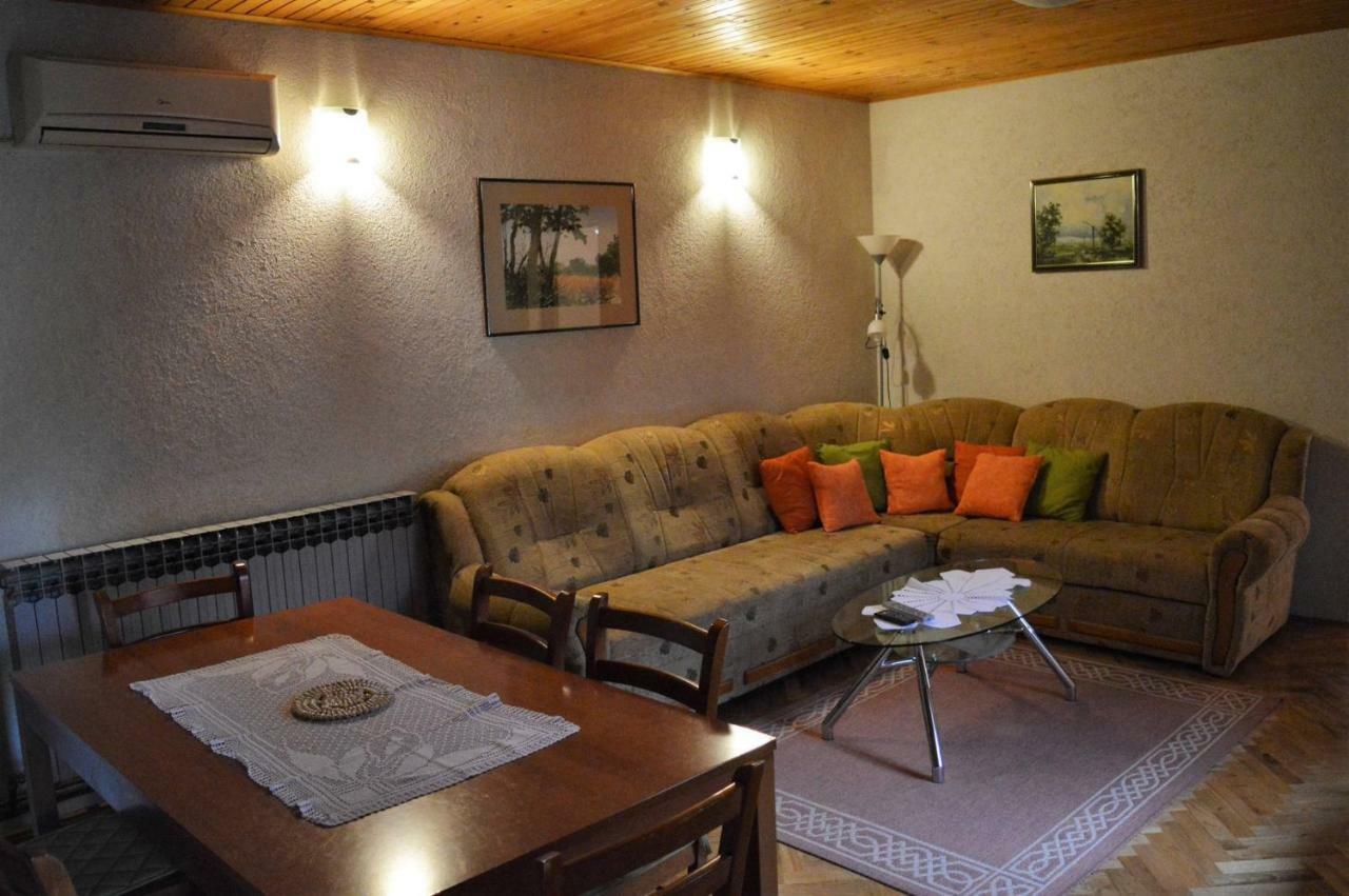 Apartment Racing Beli Manastir Luaran gambar
